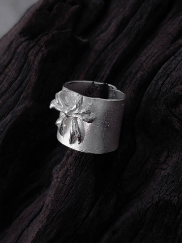 Silver Bow Ring