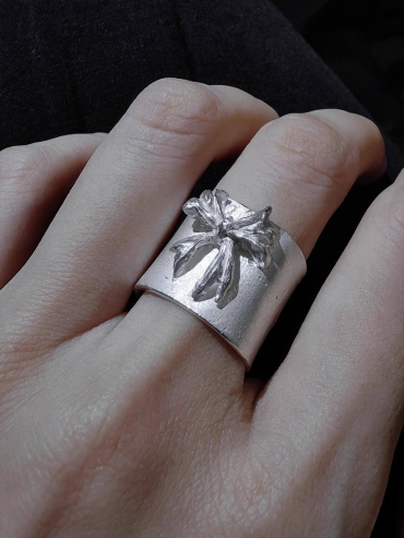 Silver Bow Ring