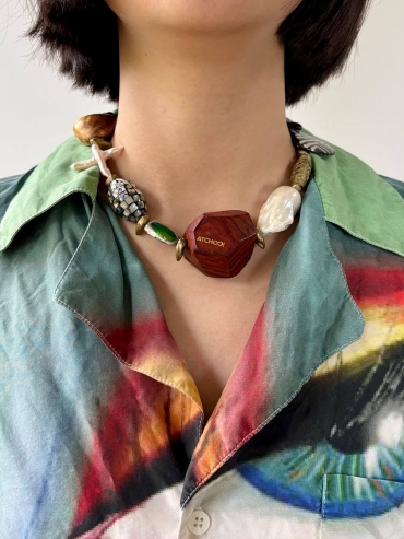 Vintage-Style Faceted Leather Multigem Necklace