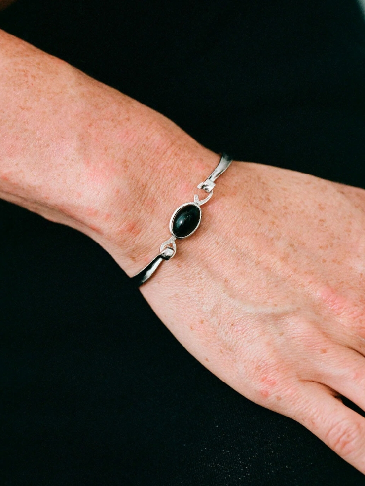 Silver Onyx 70s Bracelet