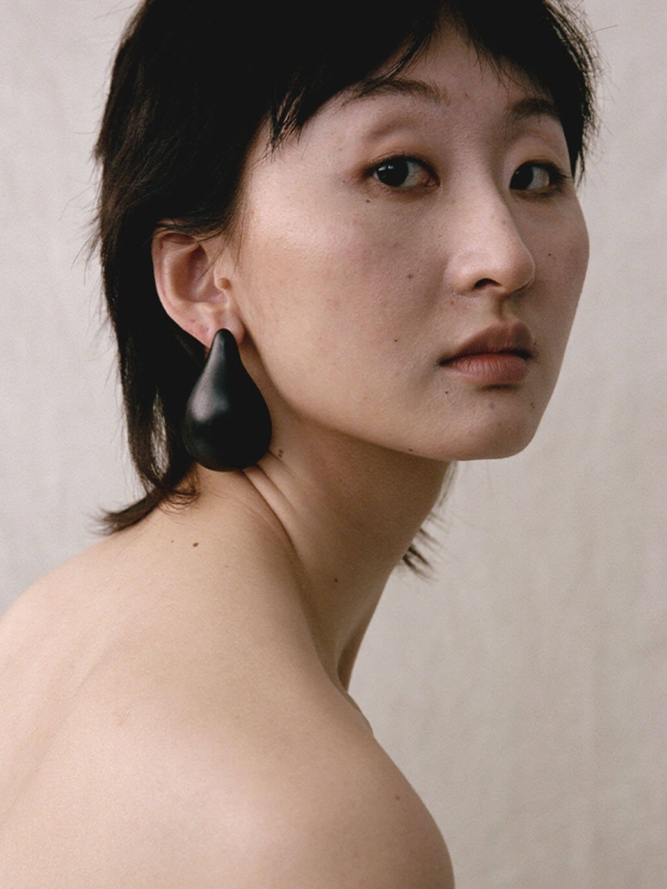 Ladleful Sip, Ebony Stud Earrings