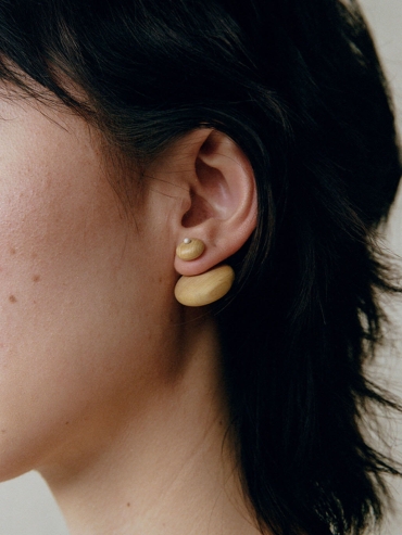 Wayfarer’s  Fruit Small  Boxwood Sterling  Silver Earrings