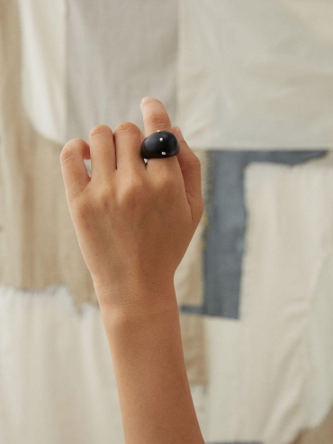 Ju,Ebony and Silver Ring(Large-L)