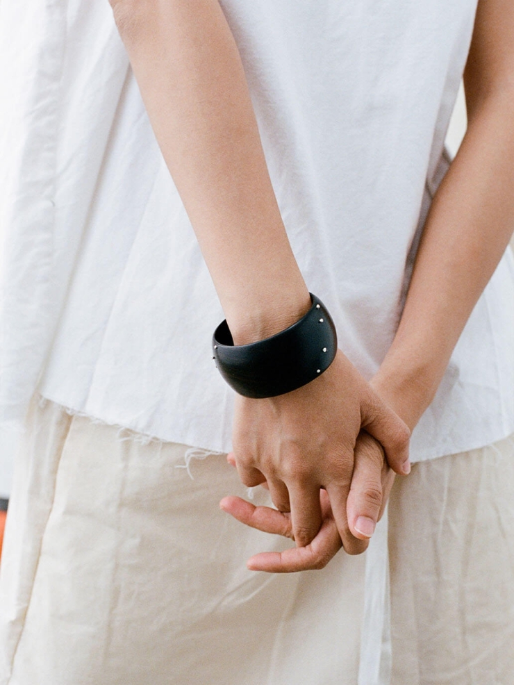 Ju Ebony  and  Silver Bangle(Large-L)