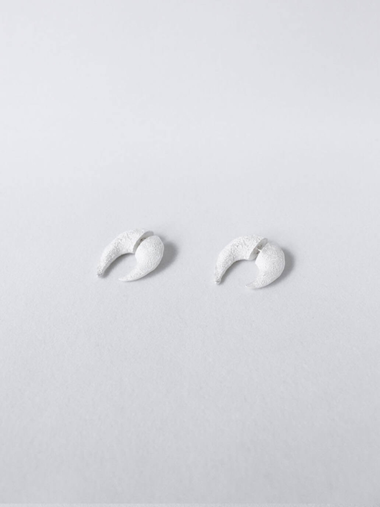 Moonstone Textured  Silver Earrings