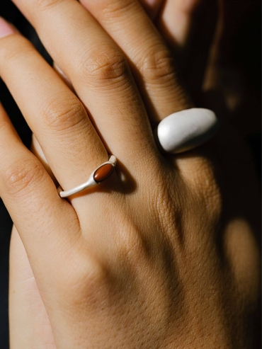 Silver and red dusk amber ring