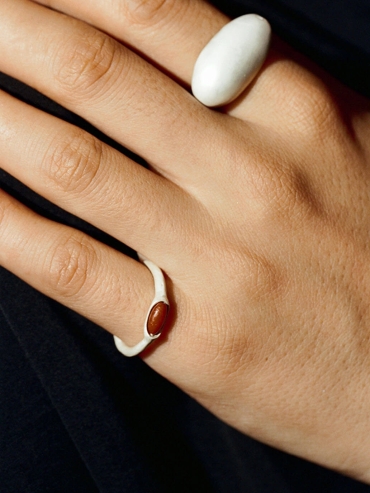 Silver and red dusk amber ring