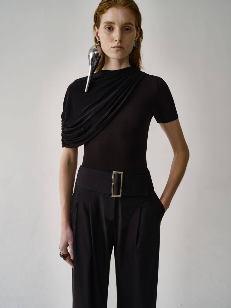 Black Asymmetric Stretch Fitted Top
