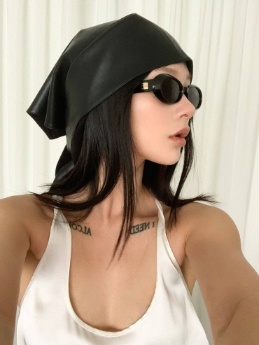 Black Leather Triangle Hair Scarf