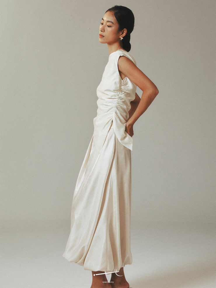 Satin Button Pleat Balloon Skirt