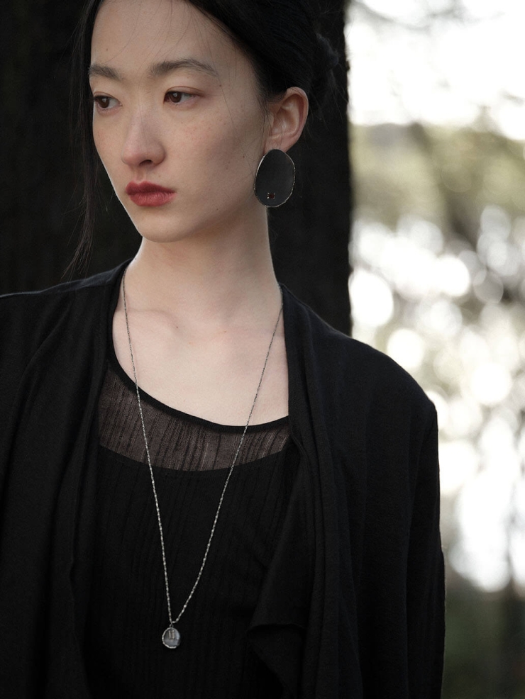 Black Corelight Long Necklace