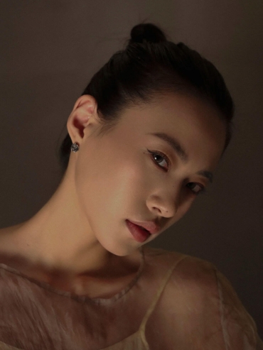 Black silver texture earrings