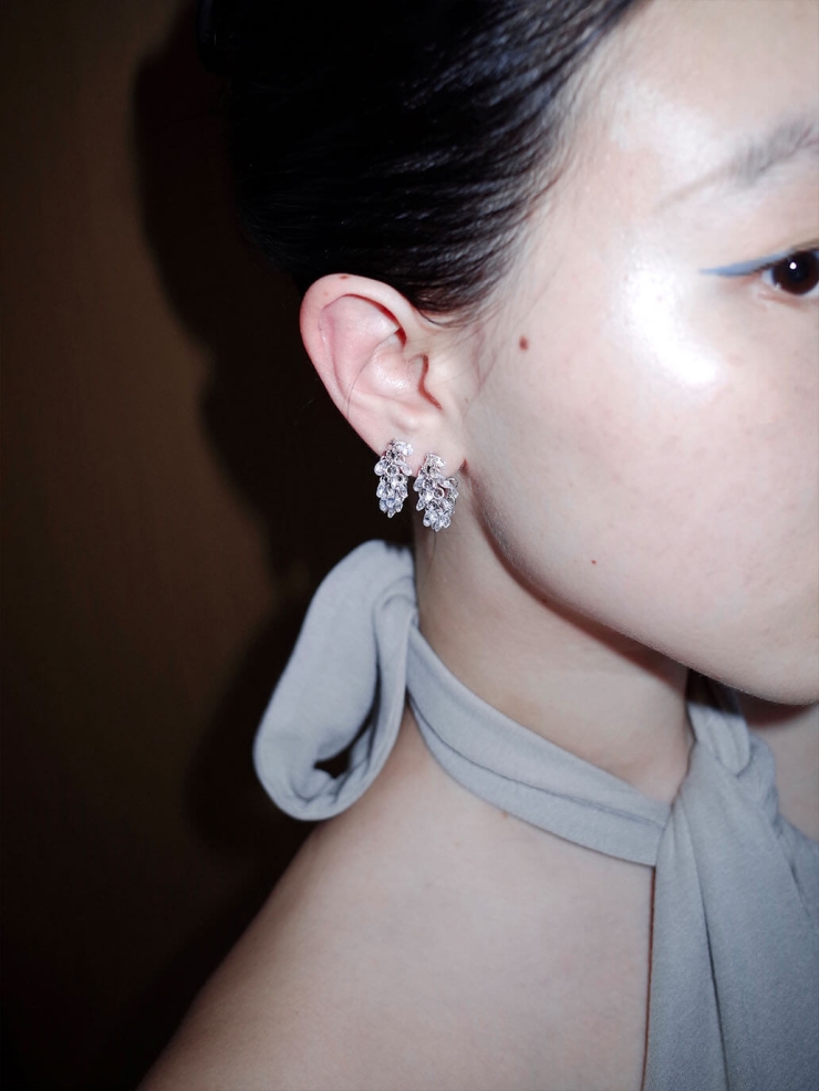 Silver Rain Pine C-Shaped Earrings