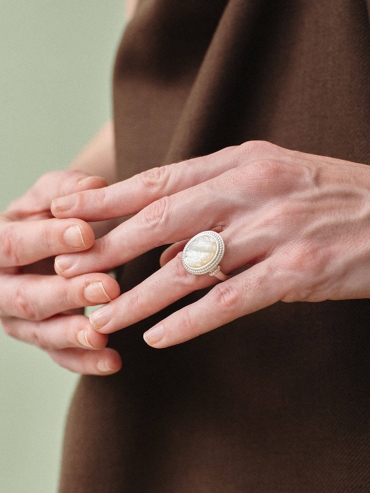 White Etched Light Ring