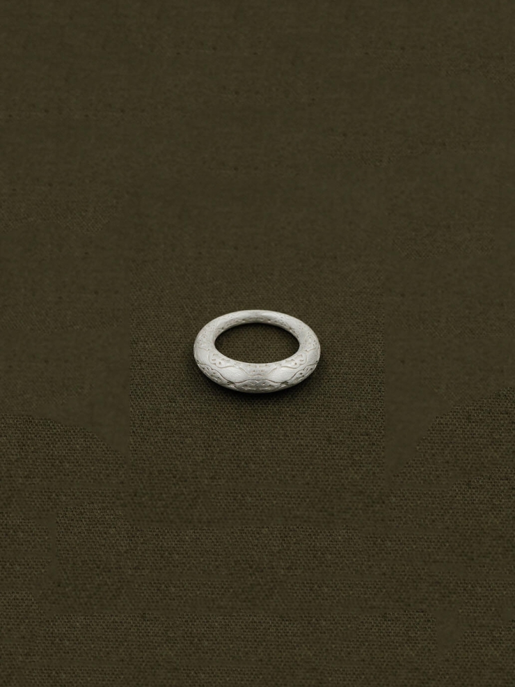 Silver Slit Of Light Ring