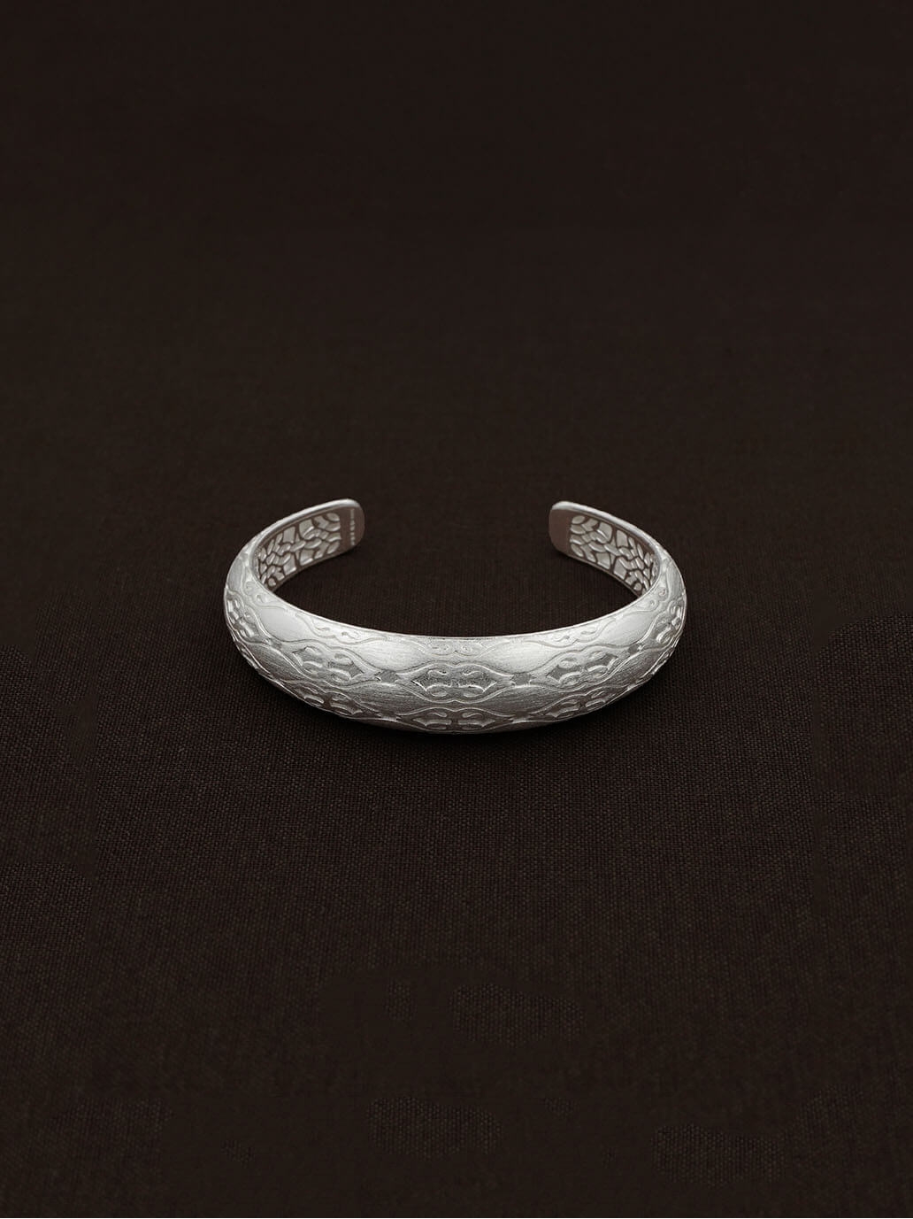 Silver Slit Of Light Bracelet