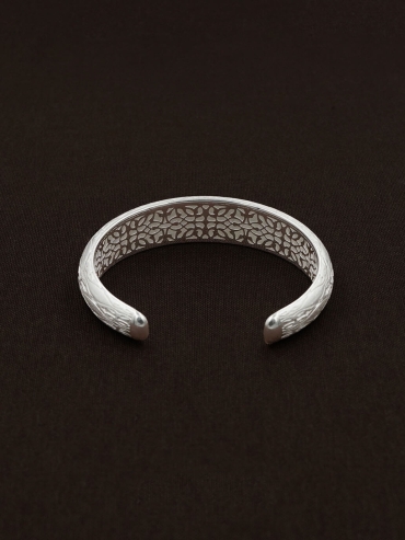 Silver Slit Of Light Bracelet