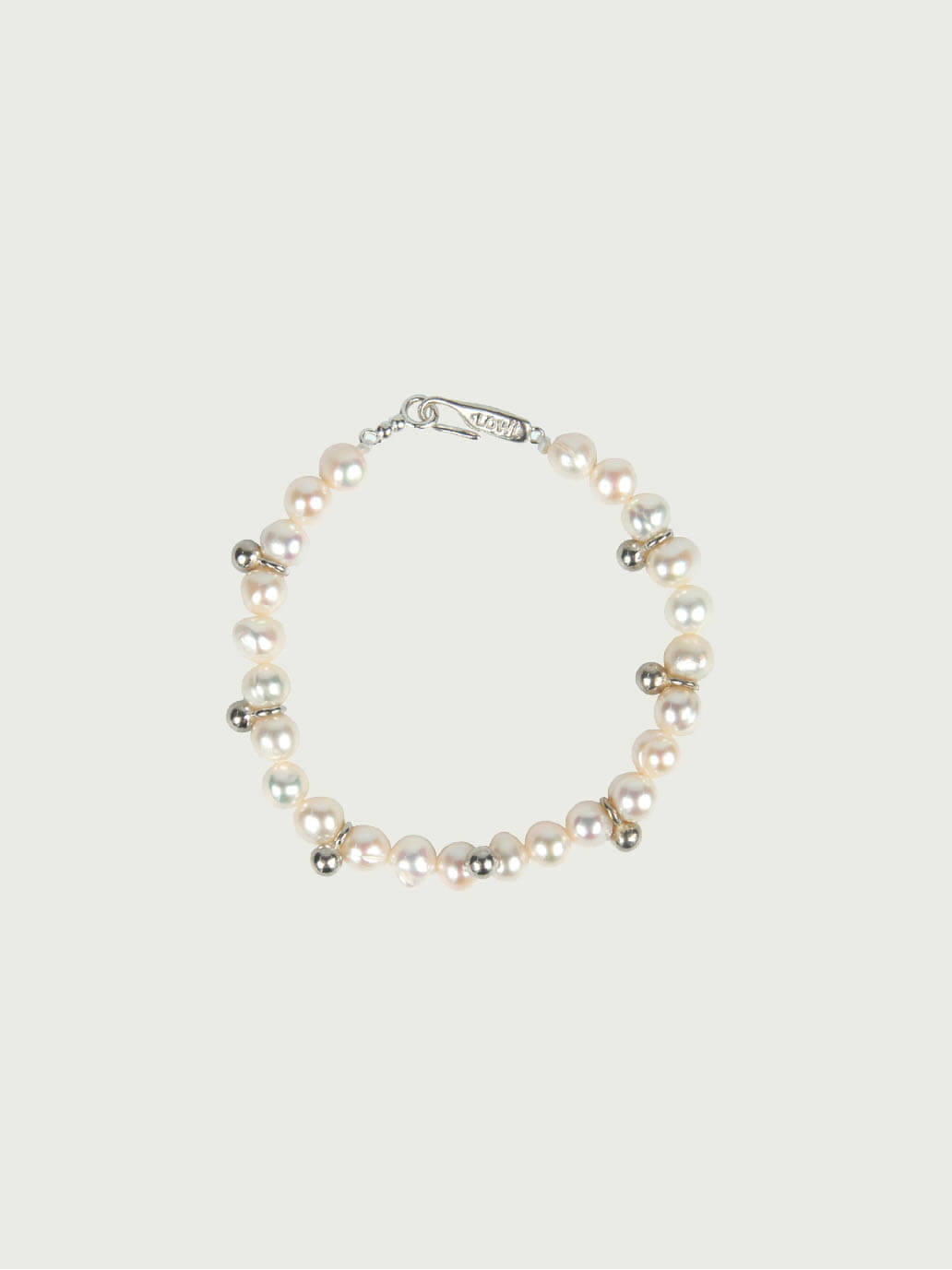 Silver Dew Pearl Bracelet