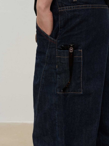 Raw Selvedge Denim Curved Jeans