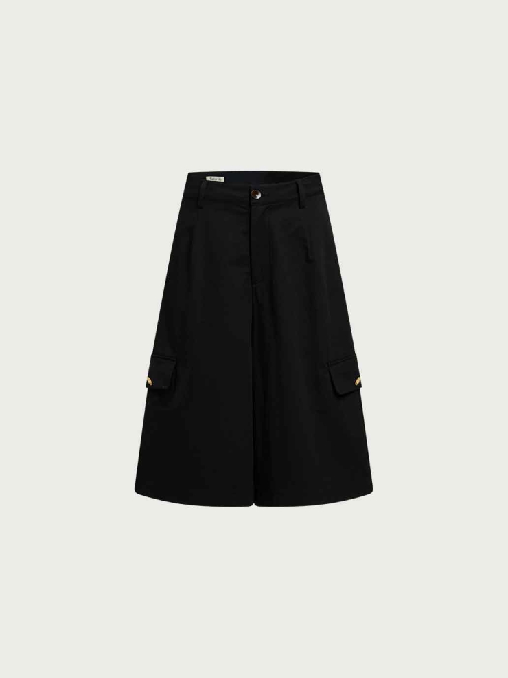 Black Dog-Walk Utility Shorts