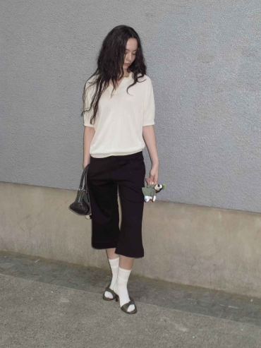 Black Flared Trimmed Cropped Pants