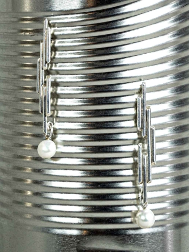 Item 001 Pearl Earrings