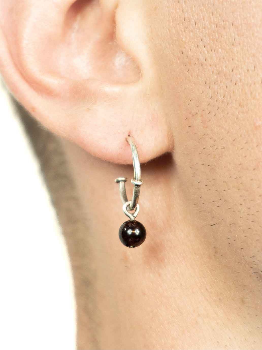 Créile Round Garnet Earring - Single