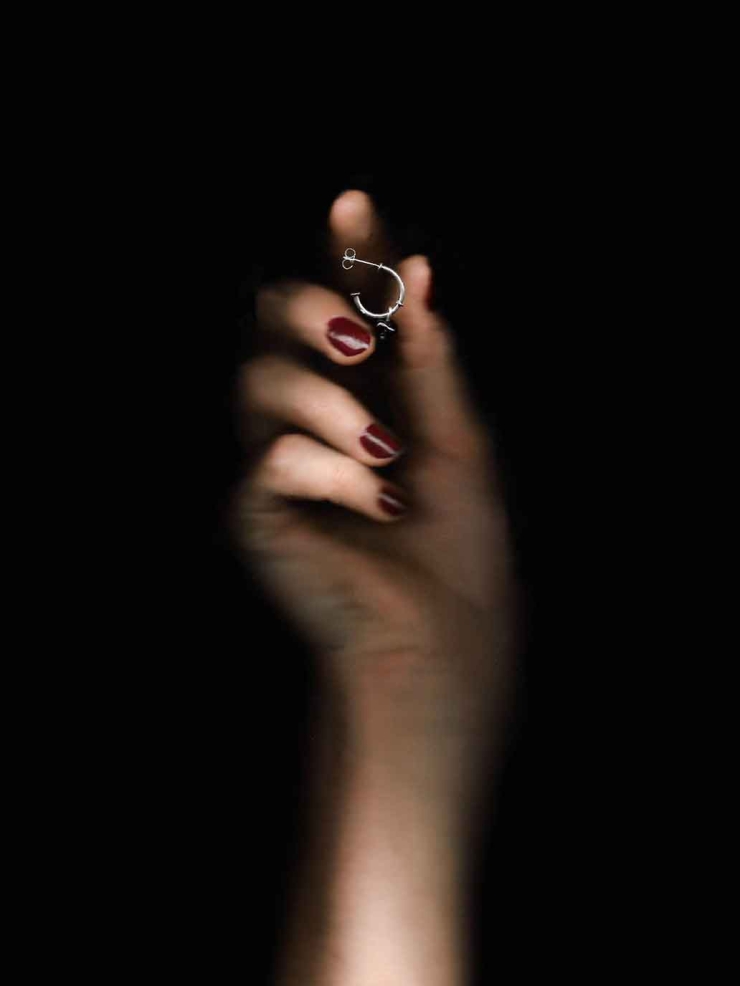 Créile Irregular Garnet Earring - Single