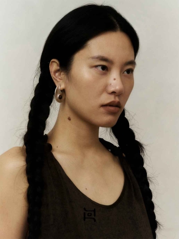 Silver Crescent Flow Earrings With Gem-Large