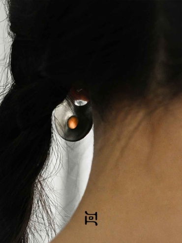 Silver Crescent Flow Earrings With Gem-Large