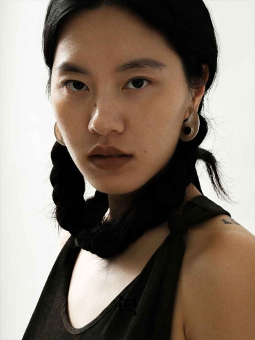 Silver Crescent Flow Earrings With Gem-Large