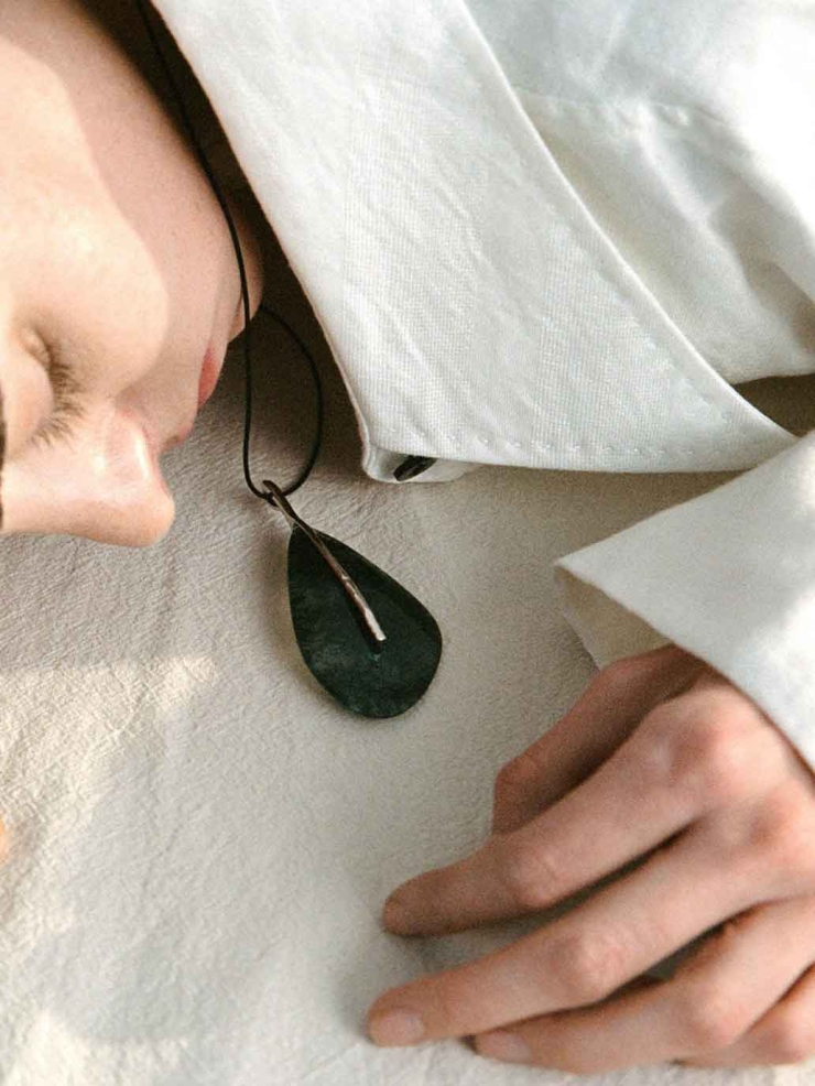 Silver Leaf Necklace with Moss Agate