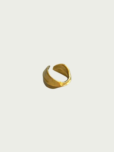 Gold Vein Ring