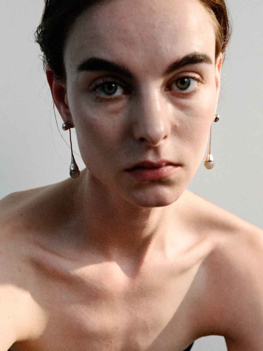 Silver Drip Long Earrings with Grey Agate