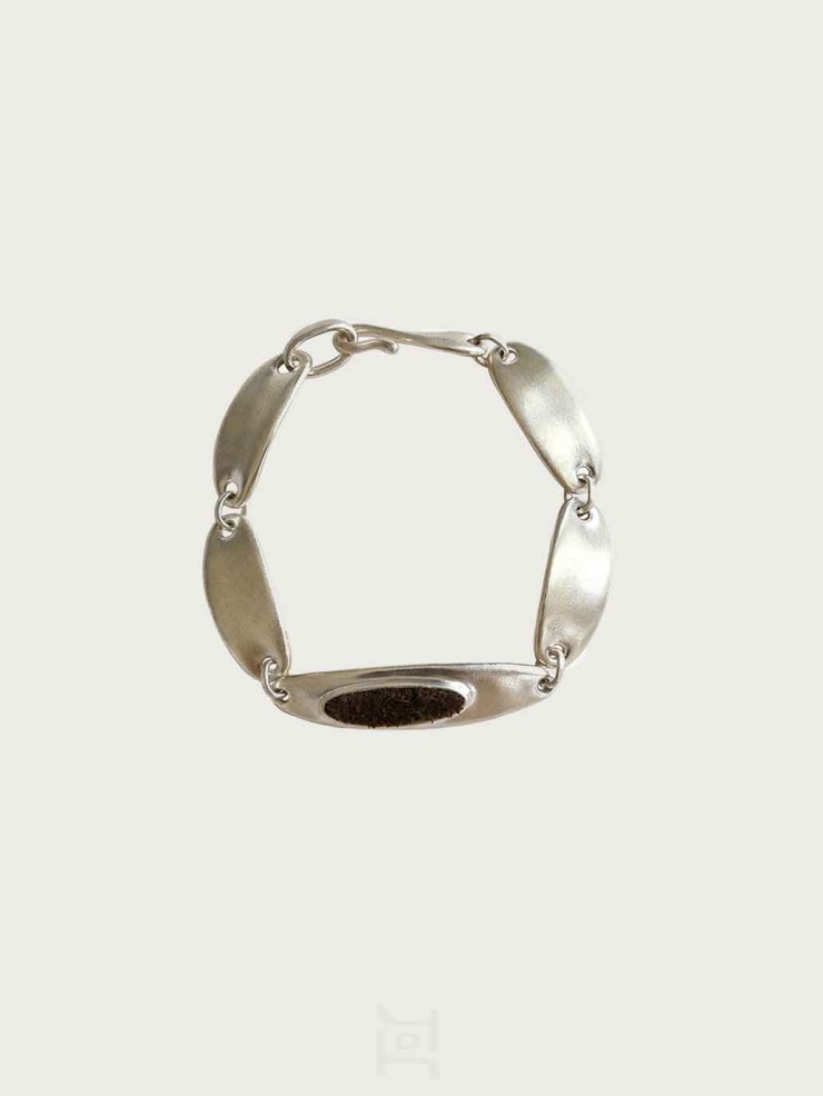 Silver Oval Calf Leather Inlaid Bracelet