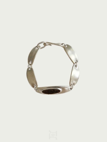 Silver Oval Calf Leather Inlaid Bracelet