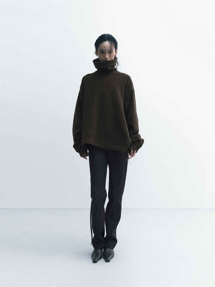 ​​Ebony Aria Top