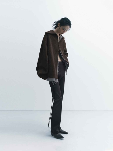 ​​Ebony Aria Top