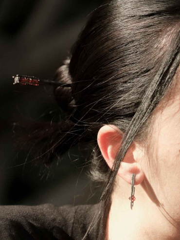 Black Shimmering Shadows Hairpin