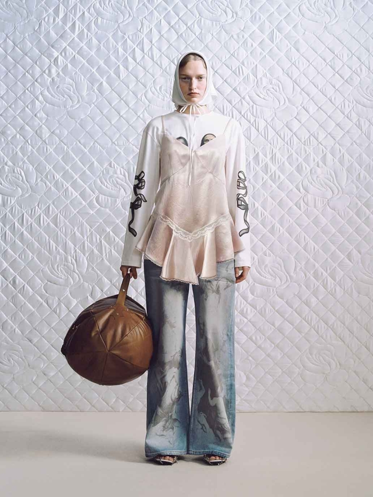 Classic Portrait Print Jeans