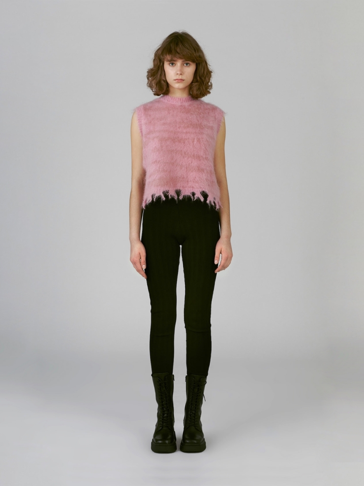 CHAMBRE DE FAN Brushed Mohair Vest Pink