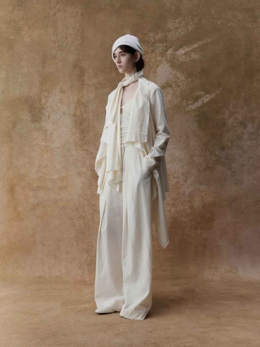 Ivory Lace Ruched Tank Top