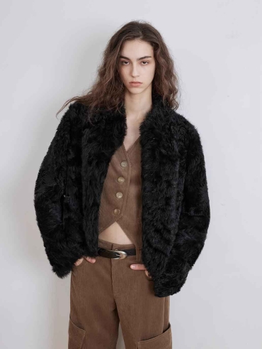 Black Toscana Shearling Stand-Collar Short Jacket