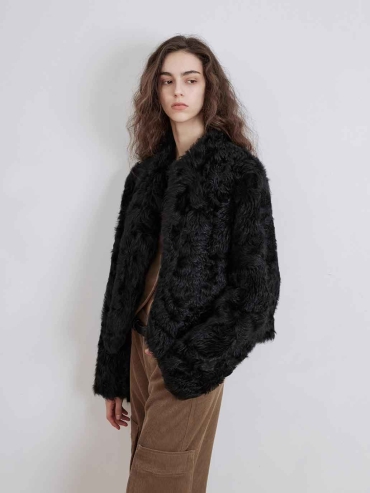 Black Toscana Shearling Stand-Collar Short Jacket