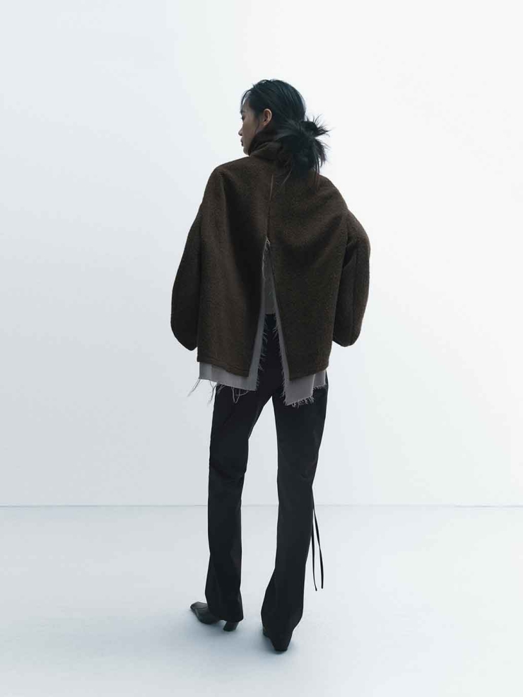 ​​Ebony Aria Top