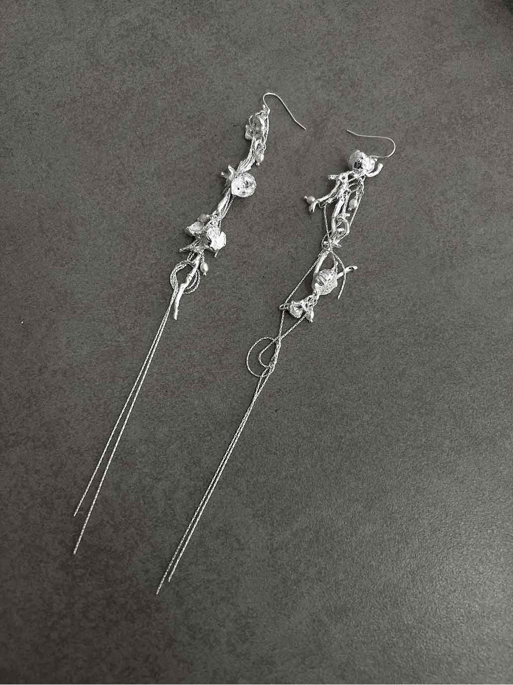 Silver Wild Berry Hook Earring-Single
