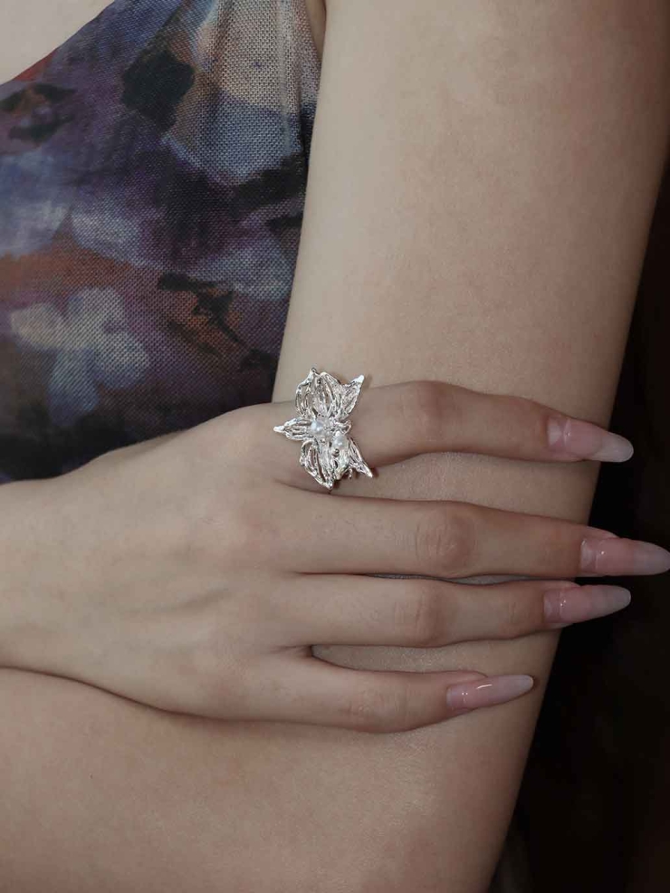 Silver Mini Orchid Ring