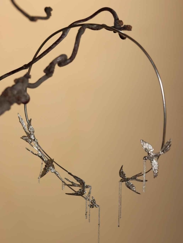 Silver Swallow’s Trace Necklace