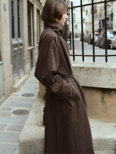 Brown Flowy Trench Coat with Wide Lapels
