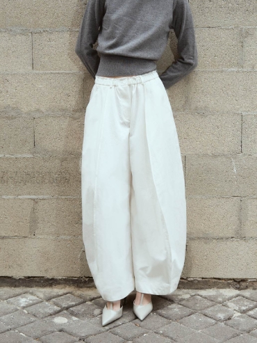 White Ballon Pants